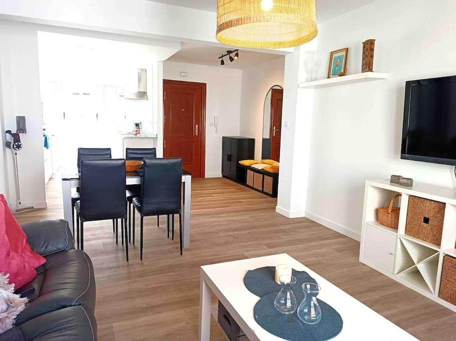 Piso Centrico Cerca De La Playa Apartment Castro Urdiales Exterior photo